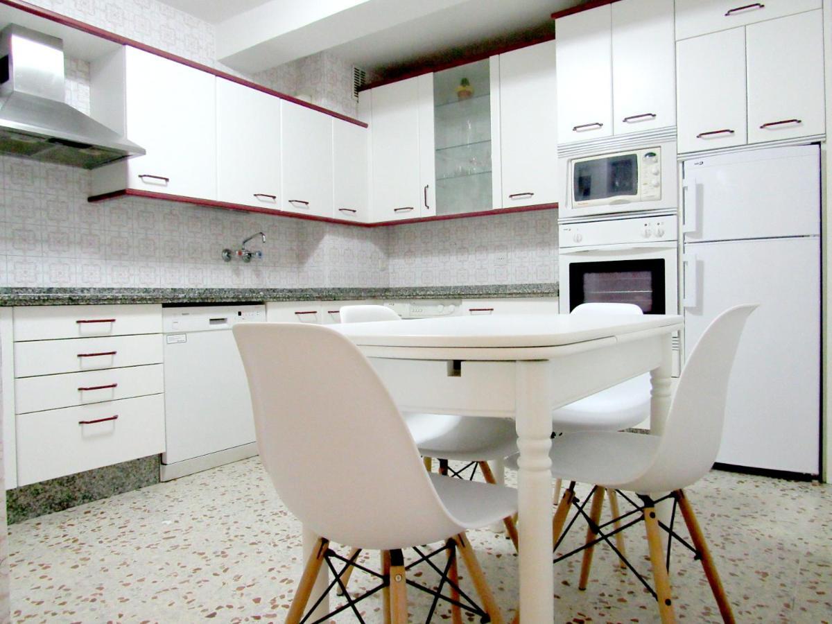 דירות לאון Www Parques De La Catedral Travel Com Parking Privado Gratis מראה חיצוני תמונה
